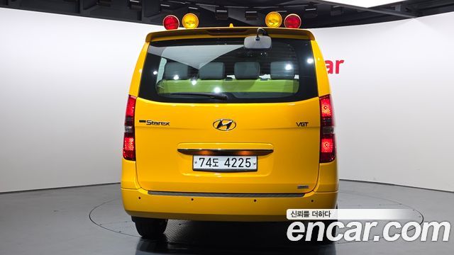 Hyundai Starex 2019 — photo 4