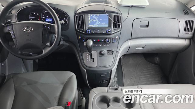 Hyundai Starex 2019 — photo 7
