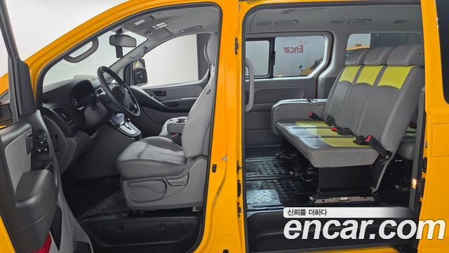 Hyundai Starex 2019 — photo 18