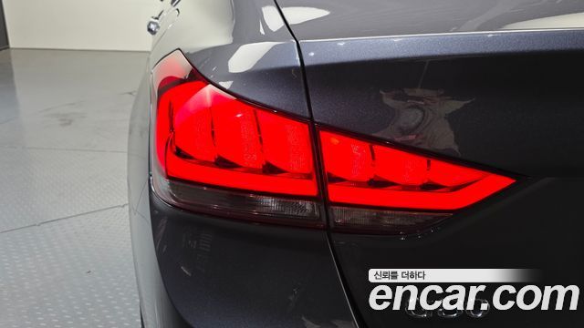 Hyundai Genesis 2016 — photo 9