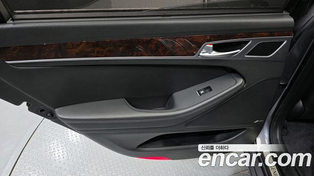 Hyundai Genesis 2016 — photo 15