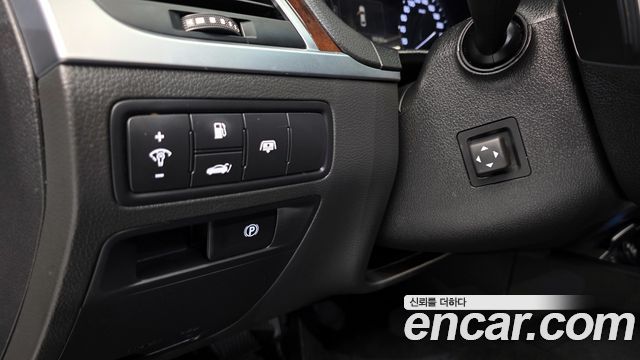 Hyundai Genesis 2016 — photo 29