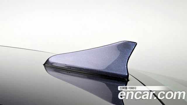 Hyundai Genesis 2016 — photo 31
