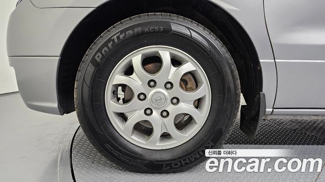 Hyundai Starex 2012 — photo 5