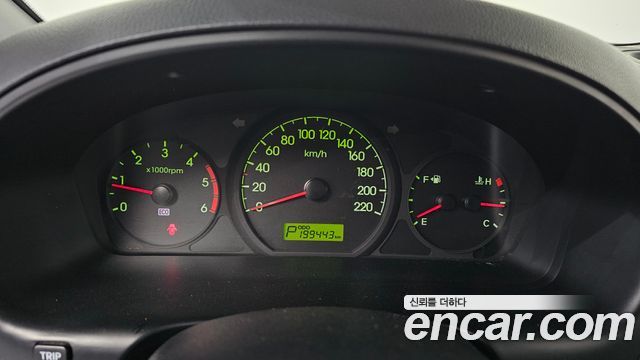 Hyundai Starex 2012 — photo 8