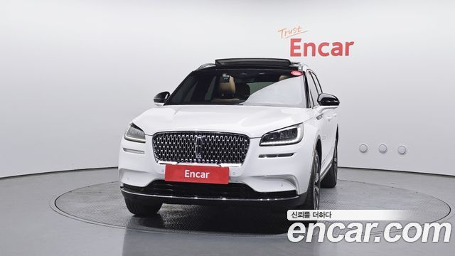 Lincoln Corsair 2022 — photo 3