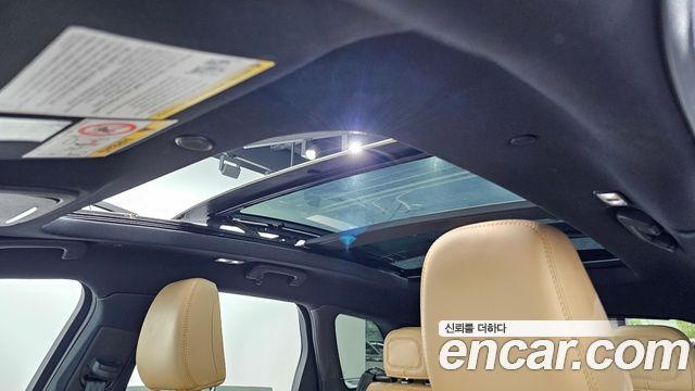 Lincoln Corsair 2022 — photo 23