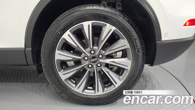 Lincoln Corsair 2022 — photo 7