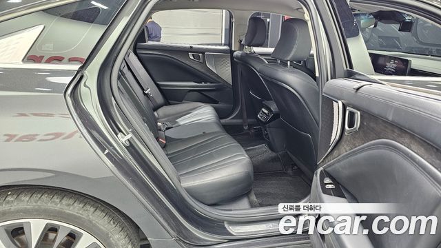 Kia K8 2023 — photo 18