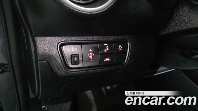 Kia K3 2019 — photo 22