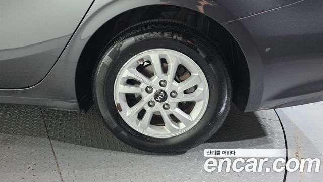 Kia K3 2019 — photo 7