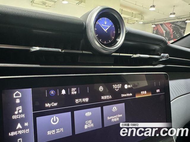 Maserati Grecale 2025 — photo 15