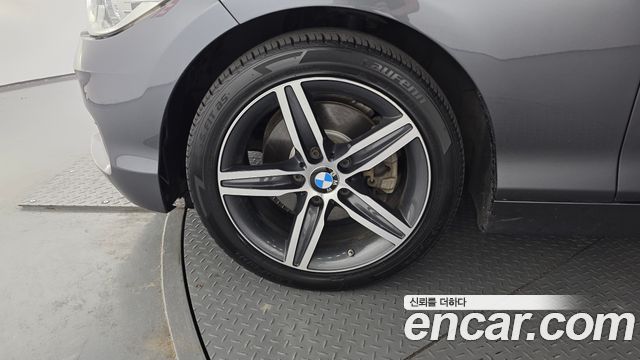BMW 1-Series 2017 — photo 5