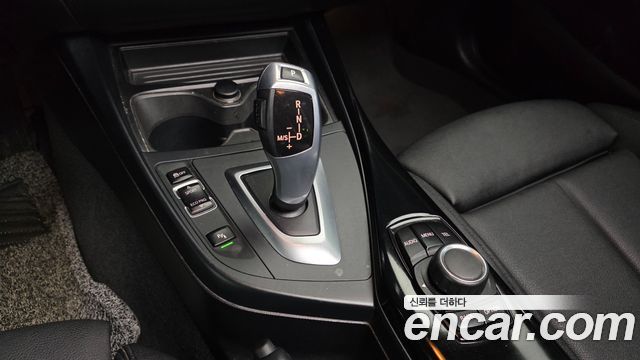 BMW 1-Series 2017 — photo 9