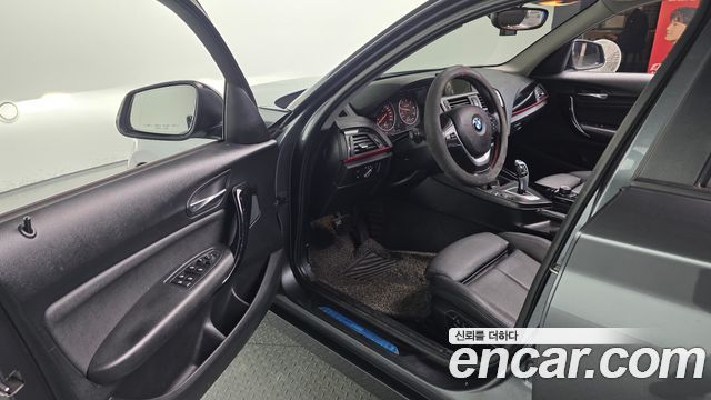 BMW 1-Series 2017 — photo 10