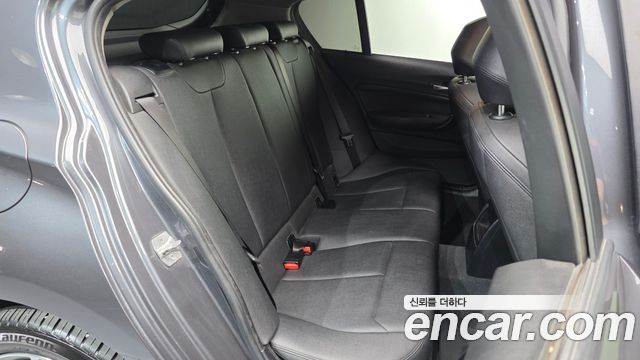 BMW 1-Series 2017 — photo 11