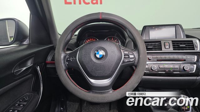BMW 1-Series 2017 — photo 12