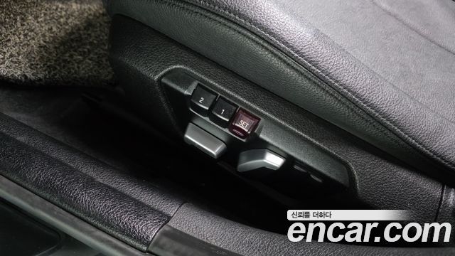 BMW 1-Series 2017 — photo 16