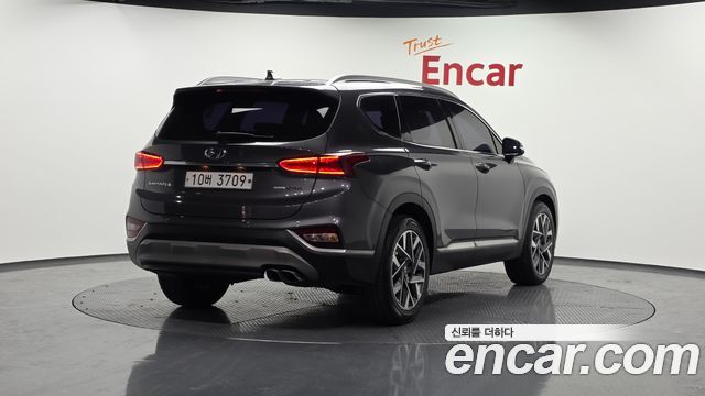 Hyundai Santafe 2019 — photo 2