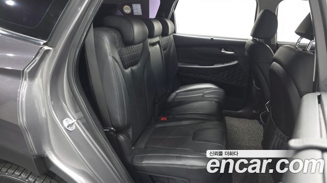 Hyundai Santafe 2019 — photo 11