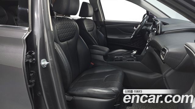 Hyundai Santafe 2019 — photo 12