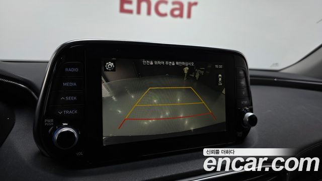Hyundai Santafe 2019 — photo 17