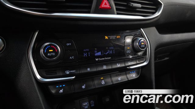 Hyundai Santafe 2019 — photo 18