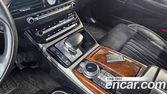 Genesis EQ900 2016 — photo 12