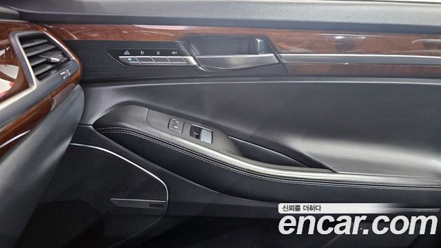 Genesis EQ900 2016 — photo 15