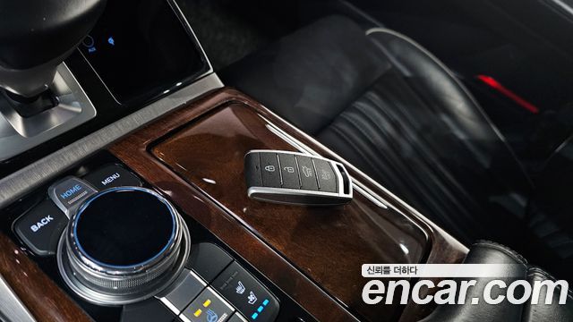 Genesis EQ900 2016 — photo 31