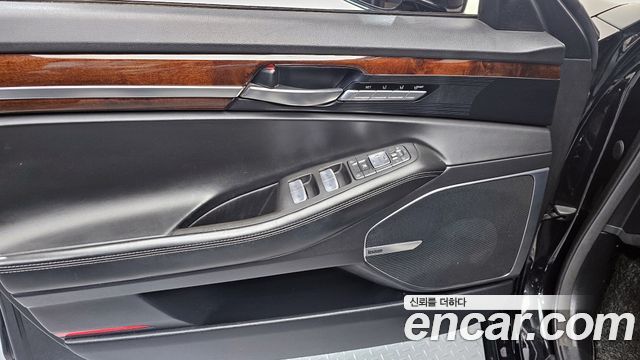 Genesis EQ900 2016 — photo 36