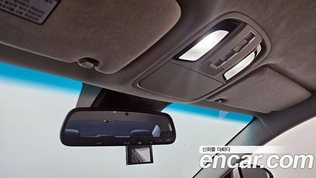 Kia K7 2020 — photo 22