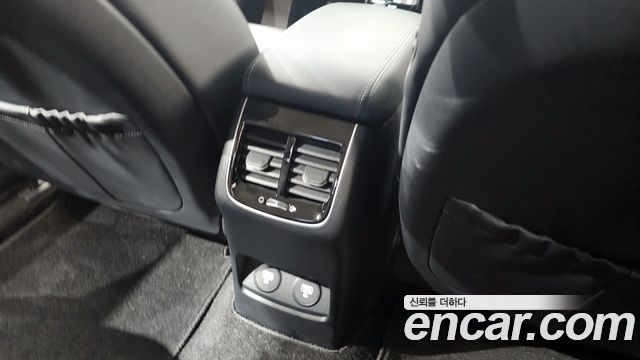 Kia K7 2020 — photo 30