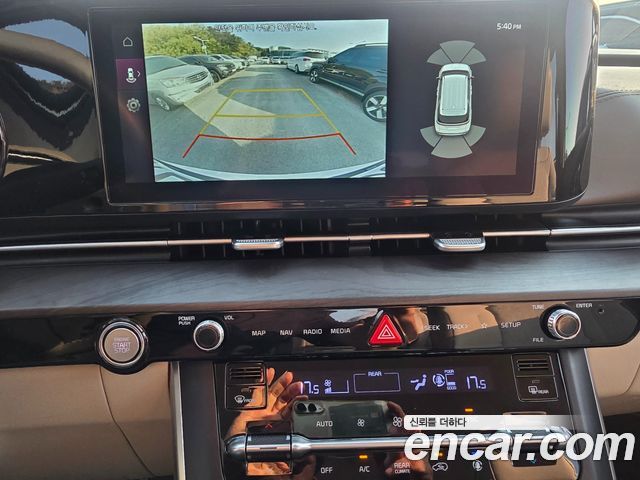 Kia Canival 2022 — photo 10