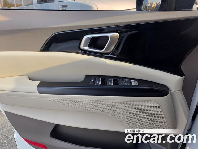 Kia Canival 2022 — photo 14