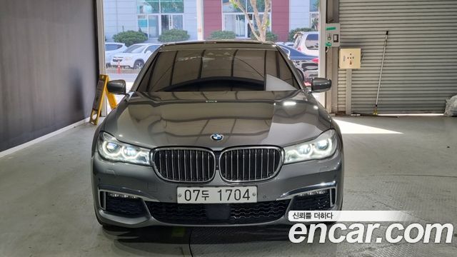 BMW 7-Series 2018 — photo 3