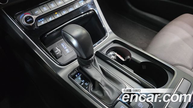 Hyundai Grandeur 2018 — photo 9
