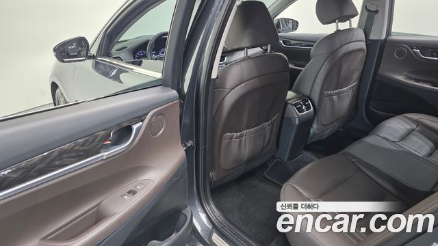 Hyundai Grandeur 2018 — photo 18