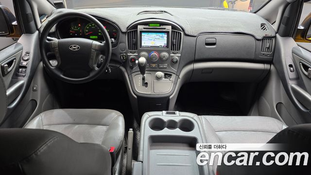 Hyundai Starex 2015 — photo 7