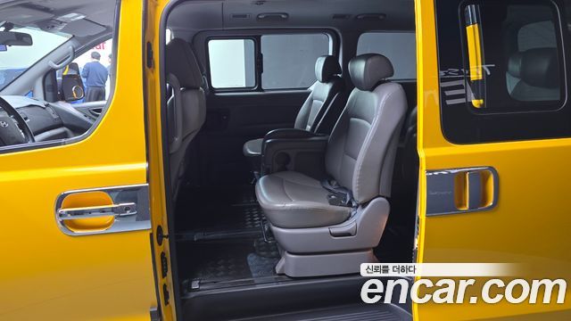 Hyundai Starex 2015 — photo 11
