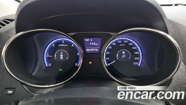 Hyundai Tucson 2013 — photo 8