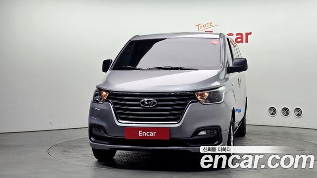 Hyundai Starex 2019 — photo 3