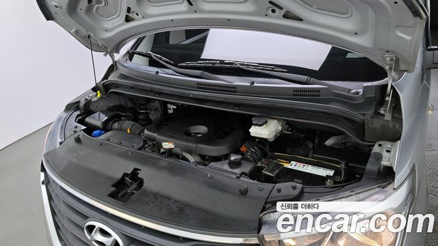Hyundai Starex 2019 — photo 6
