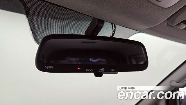 Hyundai Starex 2019 — photo 18