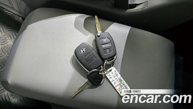 Hyundai Starex 2019 — photo 19