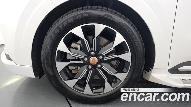 Kia Canival 2021 — photo 5