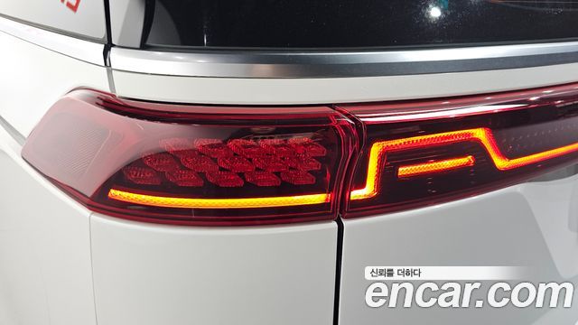 Kia Canival 2021 — photo 9