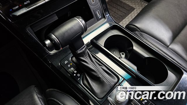 Kia K7 2020 — photo 9