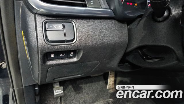 Kia K5 2016 — photo 21