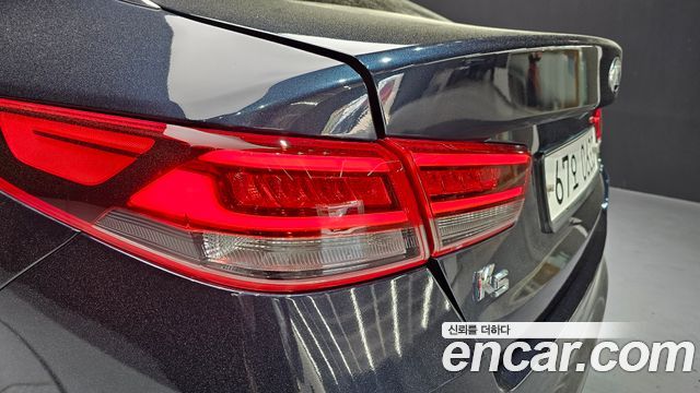 Kia K5 2016 — photo 9